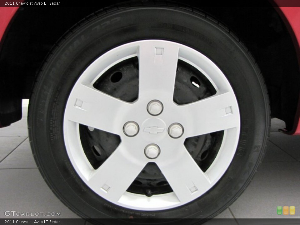 2011 Chevrolet Aveo LT Sedan Wheel and Tire Photo #71005168