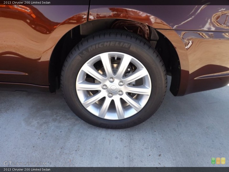 2013 Chrysler 200 Limited Sedan Wheel and Tire Photo #71029400
