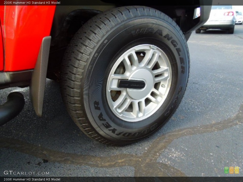 2006 Hummer H3  Wheel and Tire Photo #71059559