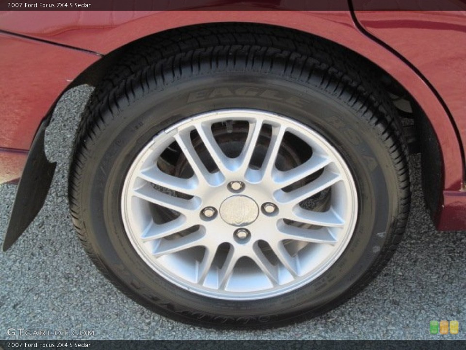 2007 Ford Focus ZX4 S Sedan Wheel and Tire Photo #71077987