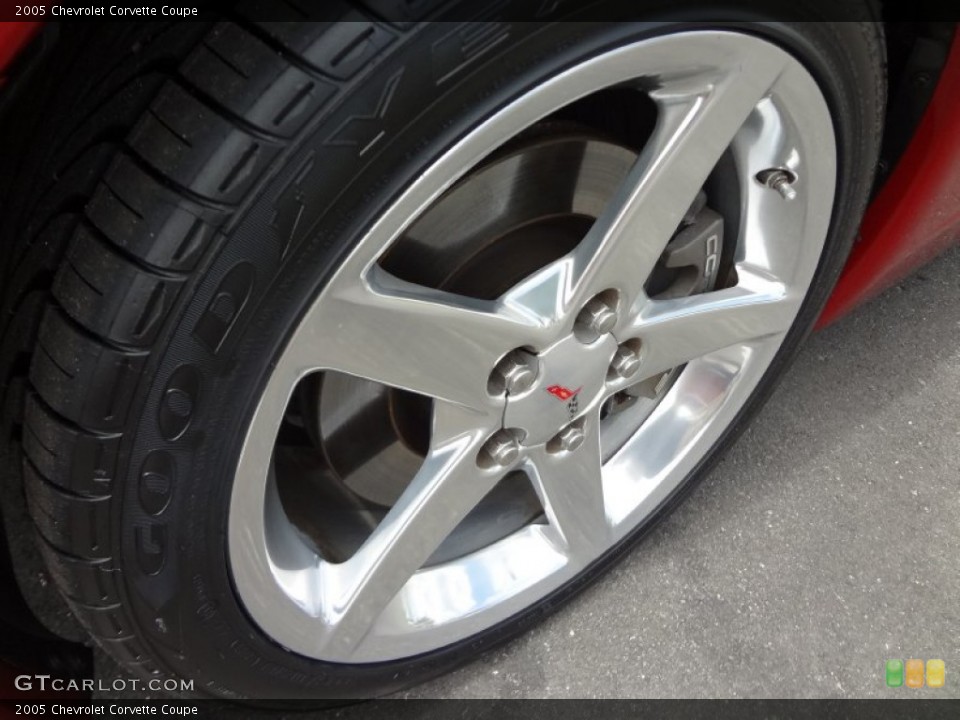 2005 Chevrolet Corvette Coupe Wheel and Tire Photo #71134839
