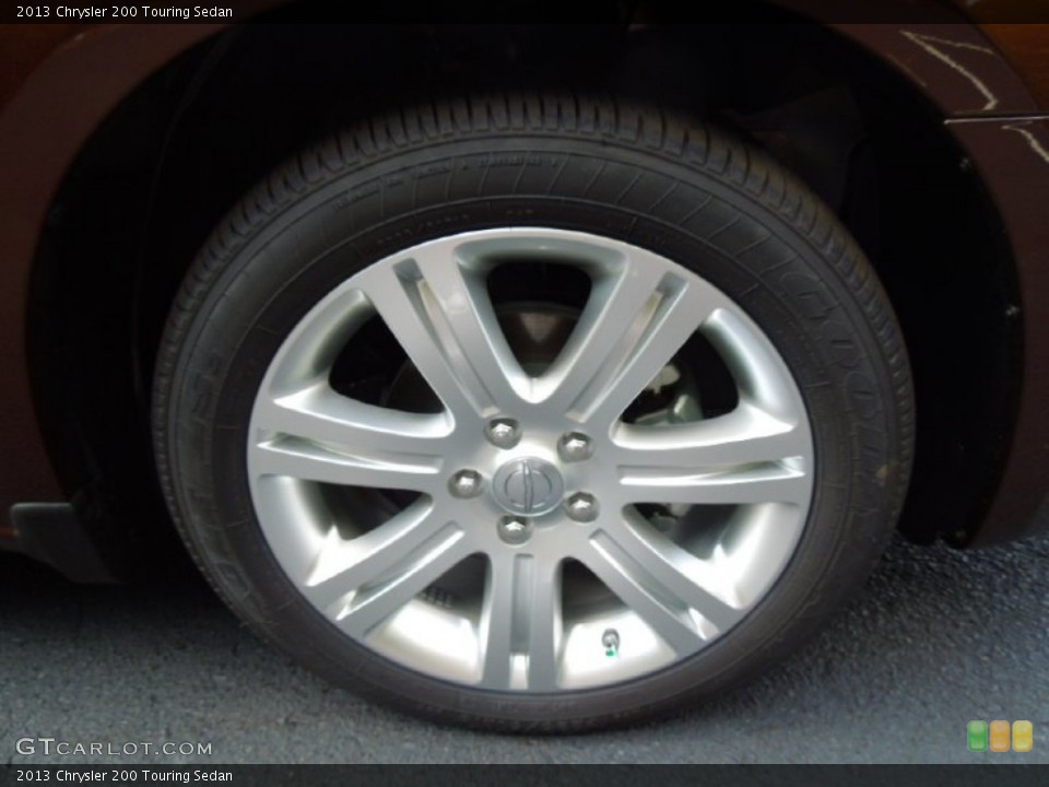 2013 Chrysler 200 Touring Sedan Wheel and Tire Photo #71144235