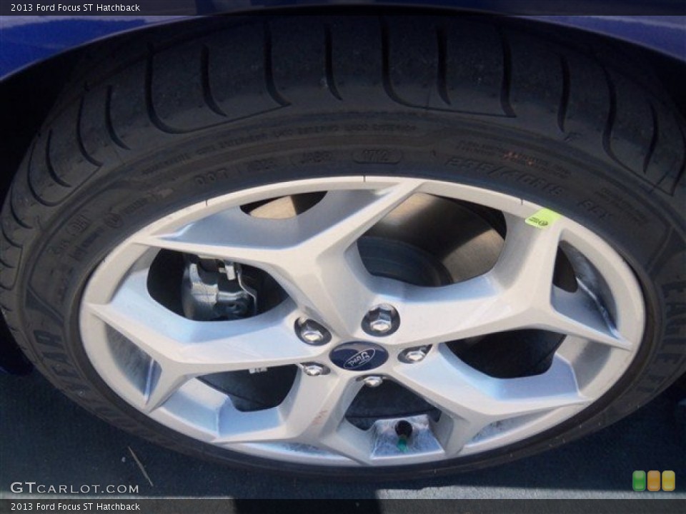 2013 Ford Focus ST Hatchback Wheel and Tire Photo #71199460
