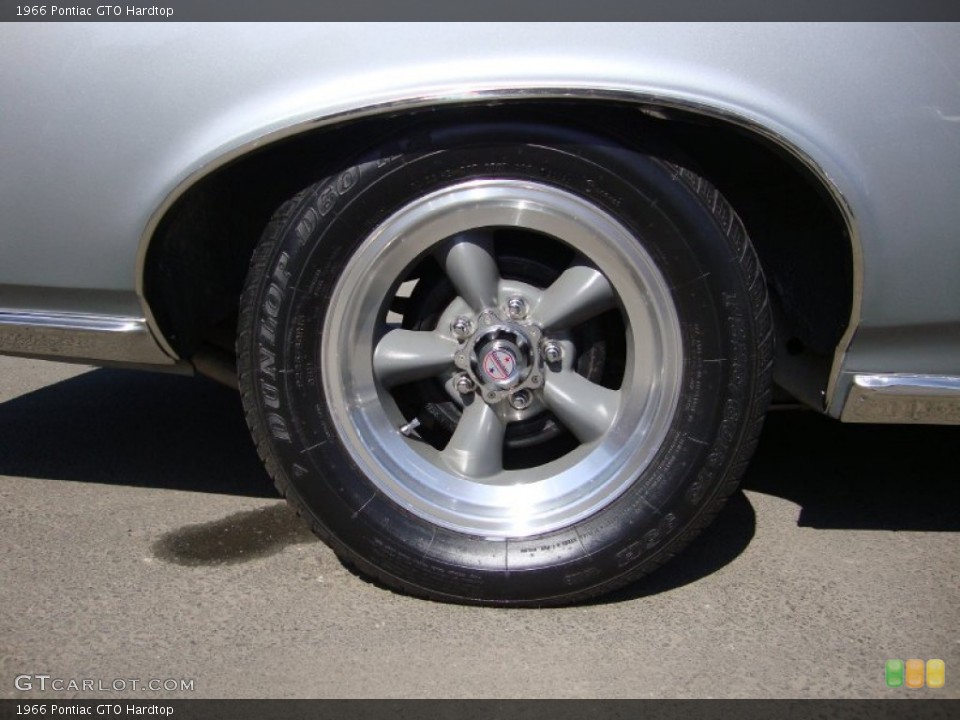 1966 Pontiac GTO Hardtop Wheel and Tire Photo #71232114