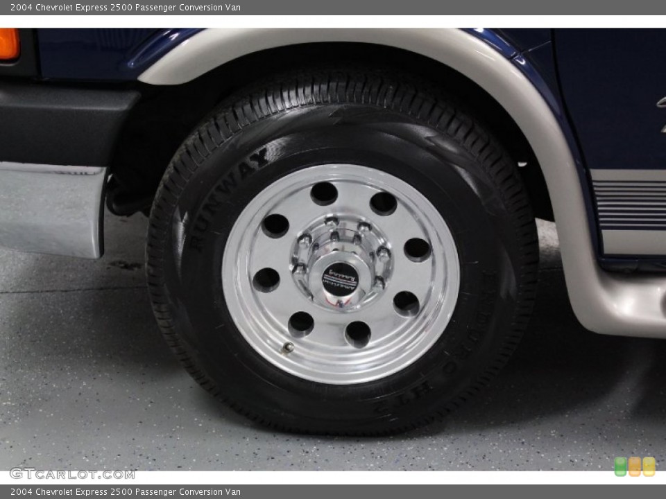 2004 Chevrolet Express 2500 Passenger Conversion Van Wheel and Tire Photo #71272270