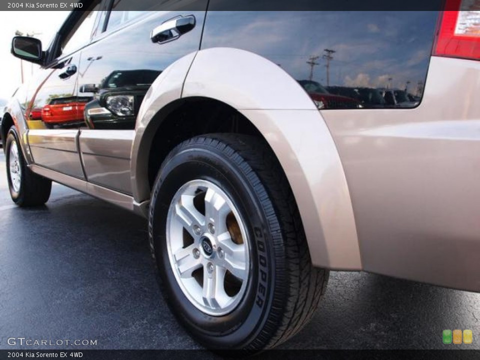 2004 Kia Sorento EX 4WD Wheel and Tire Photo #71362385