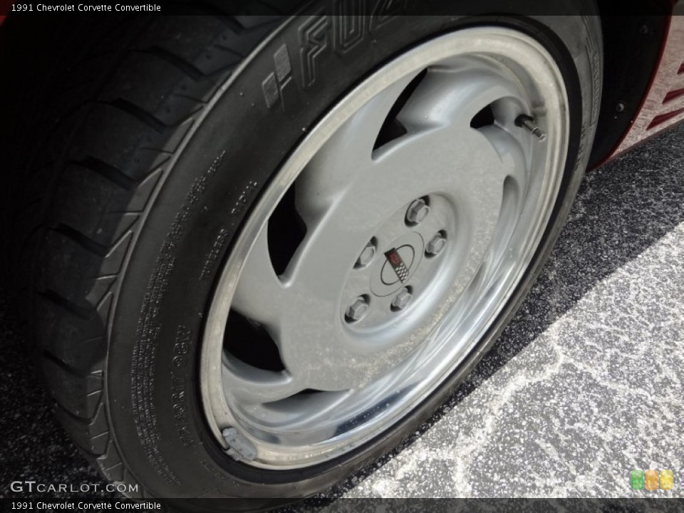 1991 Chevrolet Corvette Convertible Wheel and Tire Photo #71377486