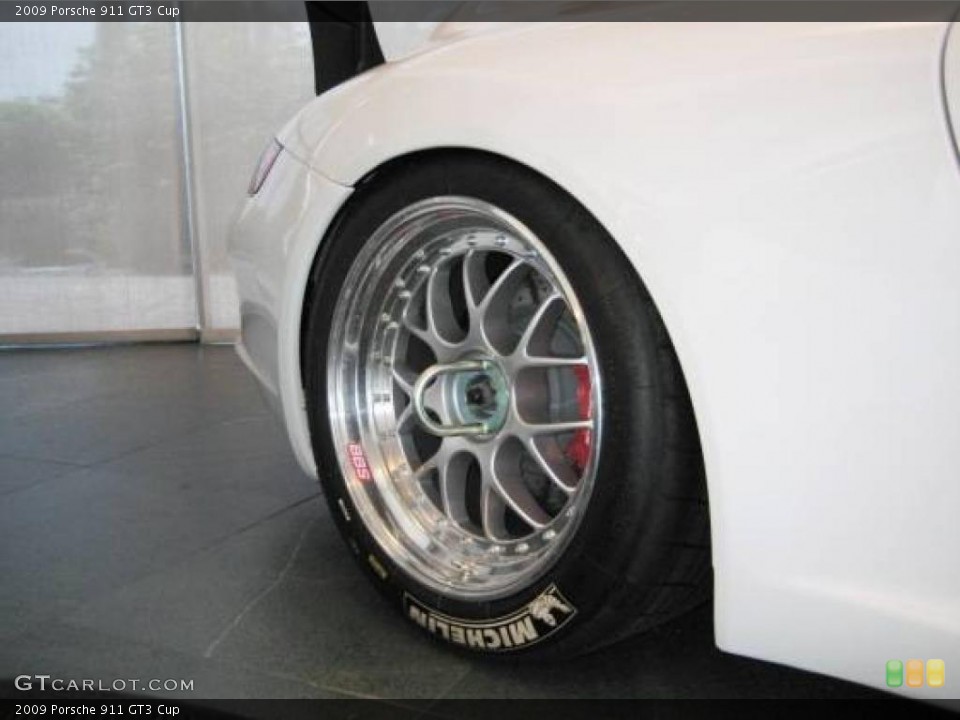 2009 Porsche 911 GT3 Cup Wheel and Tire Photo #7140638