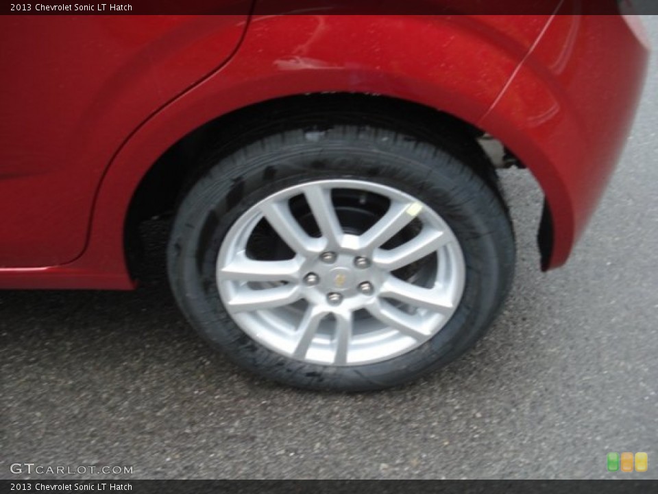 2013 Chevrolet Sonic LT Hatch Wheel and Tire Photo #71425933
