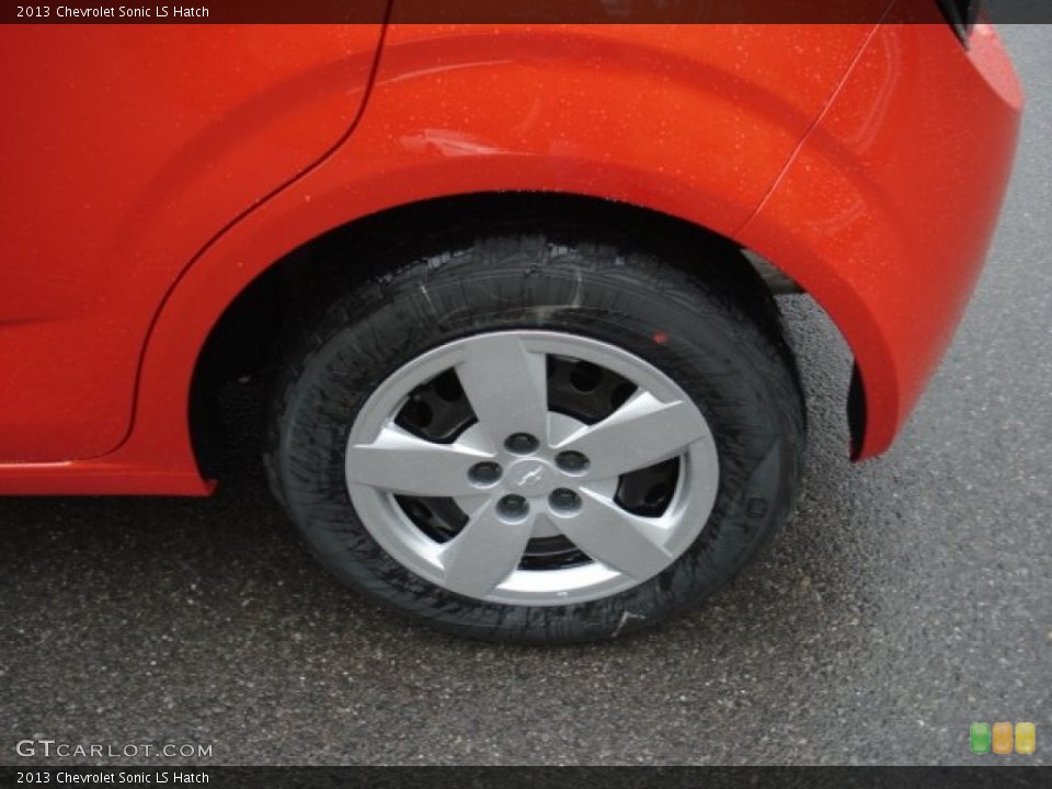 2013 Chevrolet Sonic LS Hatch Wheel and Tire Photo #71426095