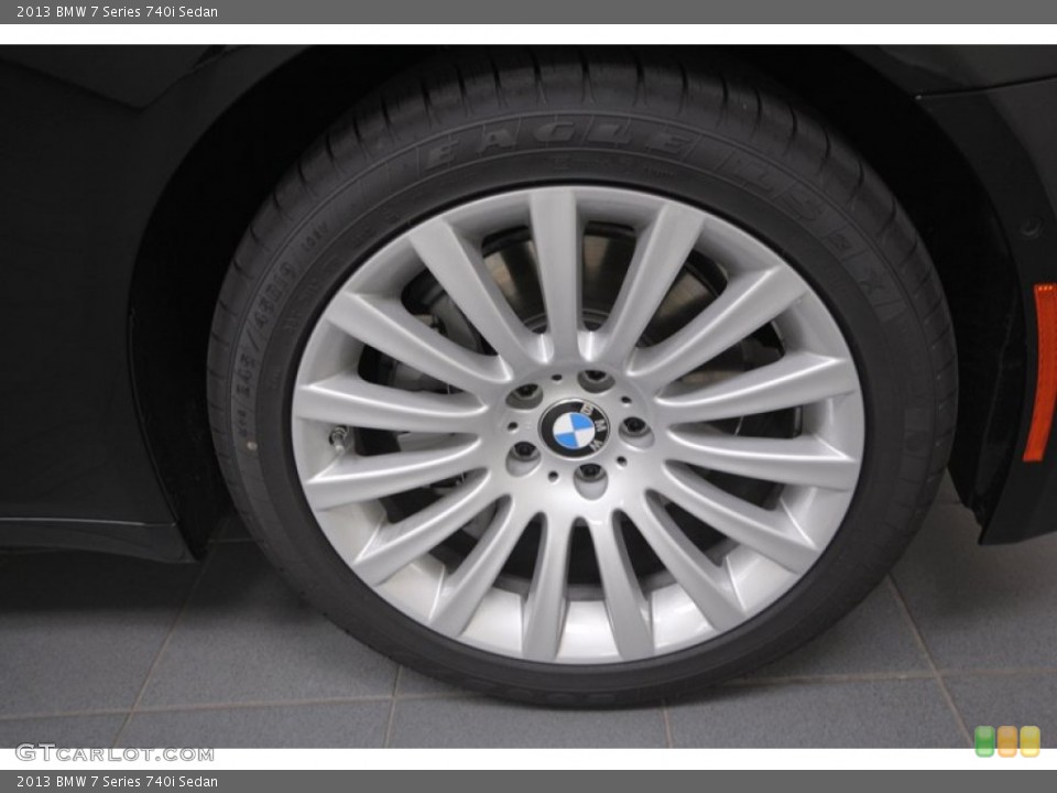 2013 BMW 7 Series 740i Sedan Wheel and Tire Photo #71553611