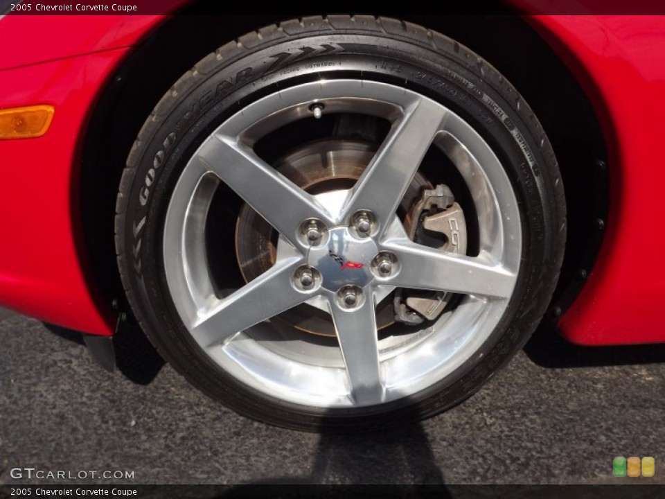 2005 Chevrolet Corvette Coupe Wheel and Tire Photo #71556442