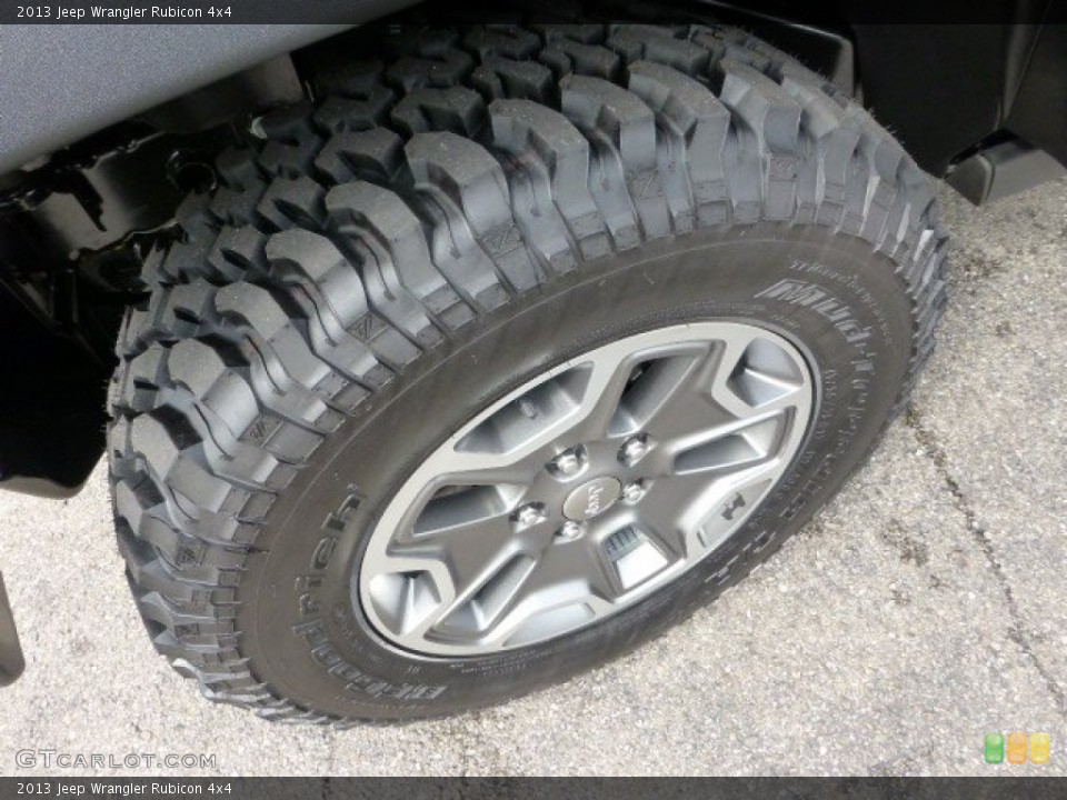 2013 Jeep Wrangler Rubicon 4x4 Wheel and Tire Photo #71567491