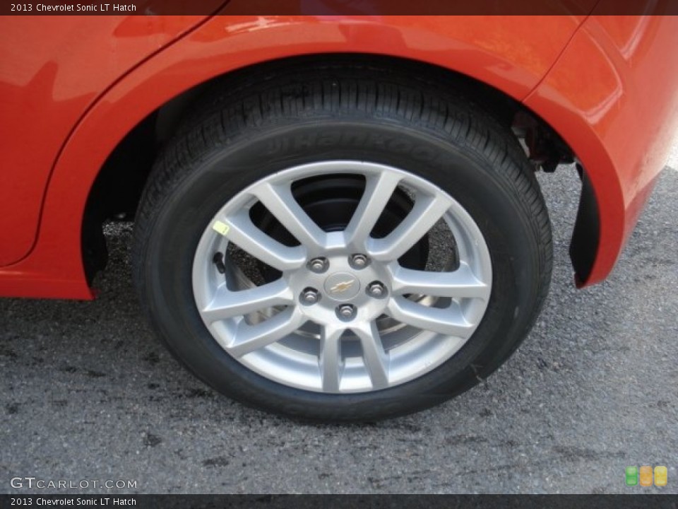 2013 Chevrolet Sonic LT Hatch Wheel and Tire Photo #71626457