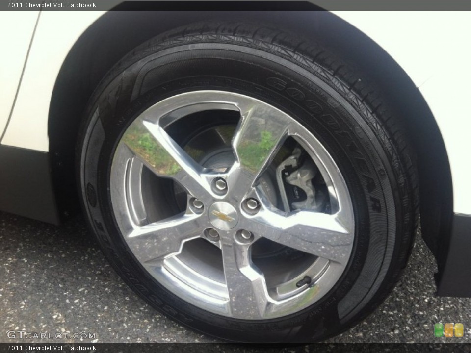 2011 Chevrolet Volt Hatchback Wheel and Tire Photo #71701786