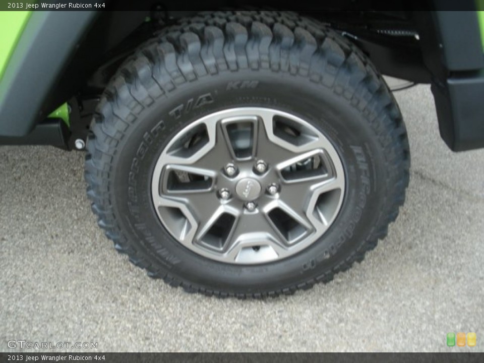 2013 Jeep Wrangler Rubicon 4x4 Wheel and Tire Photo #71745831