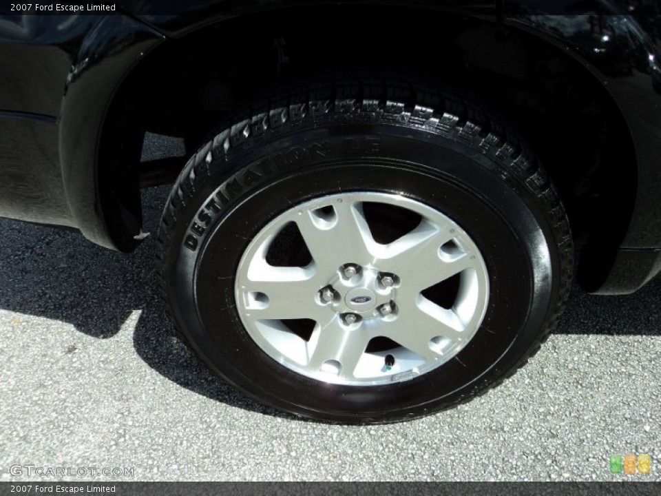 2007 Ford Escape Limited Wheel and Tire Photo #71769237