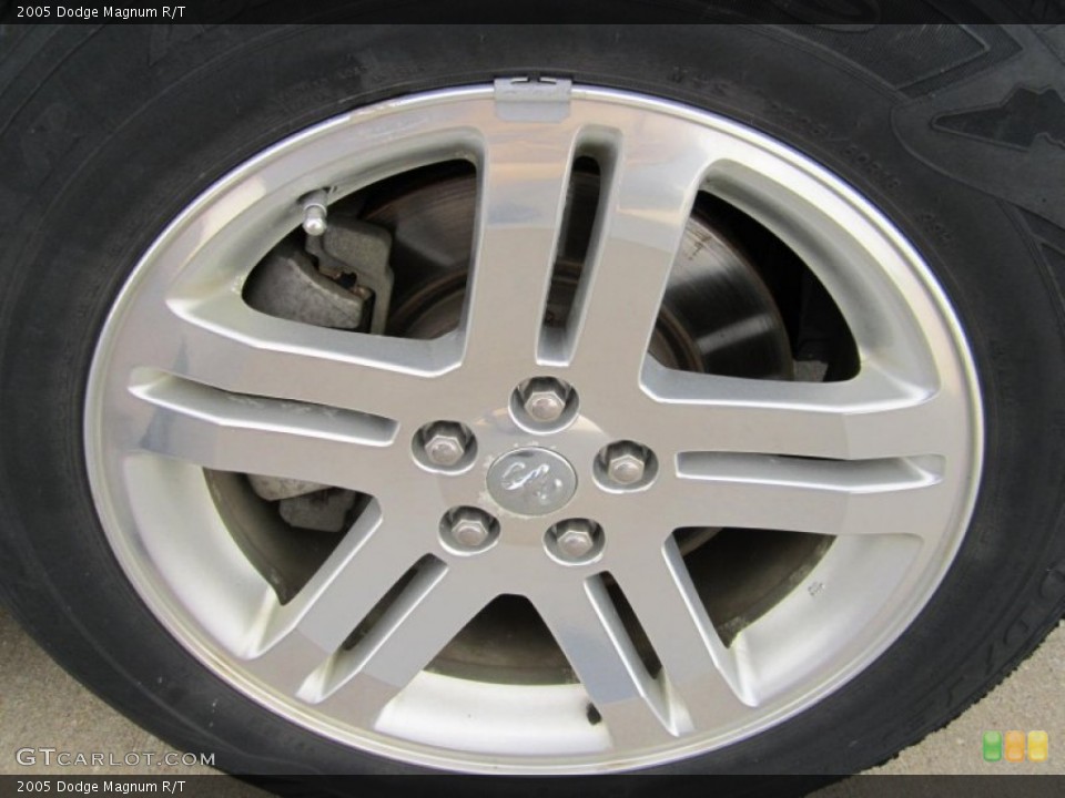 2005 Dodge Magnum R/T Wheel and Tire Photo #71796967