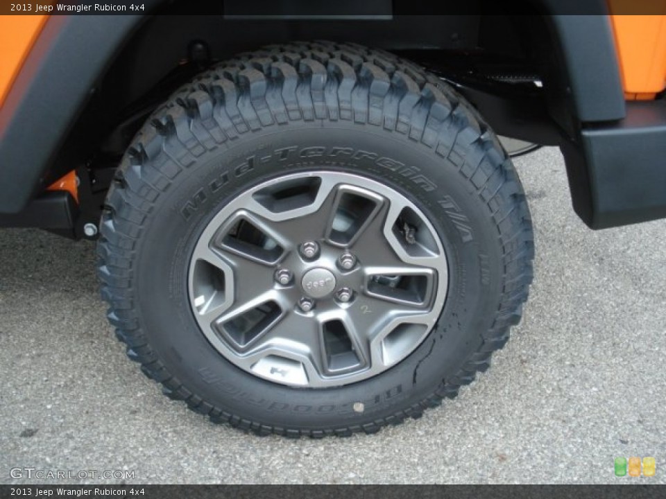 2013 Jeep Wrangler Rubicon 4x4 Wheel and Tire Photo #71812109