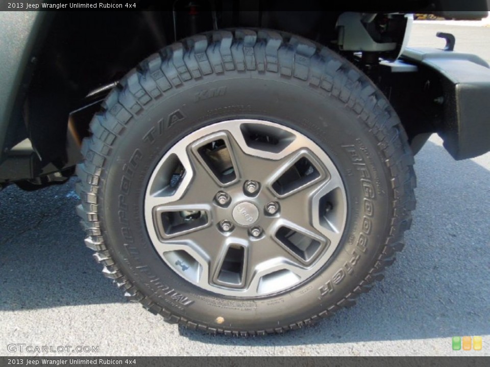 2013 Jeep Wrangler Unlimited Rubicon 4x4 Wheel and Tire Photo #71813550