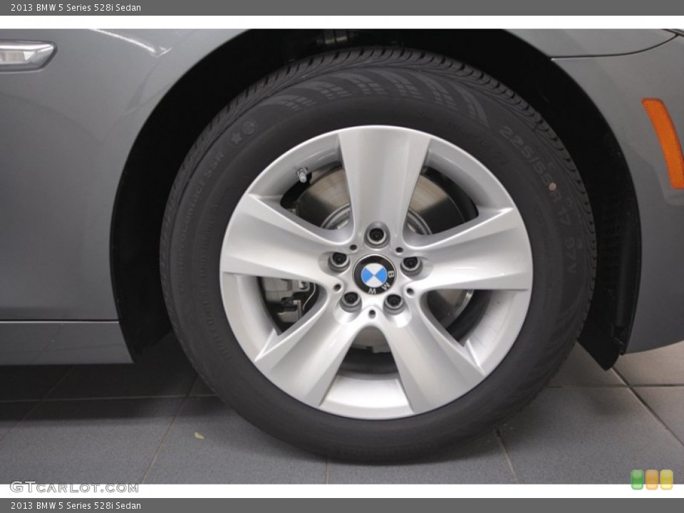 2013 BMW 5 Series 528i Sedan Wheel and Tire Photo #71817966