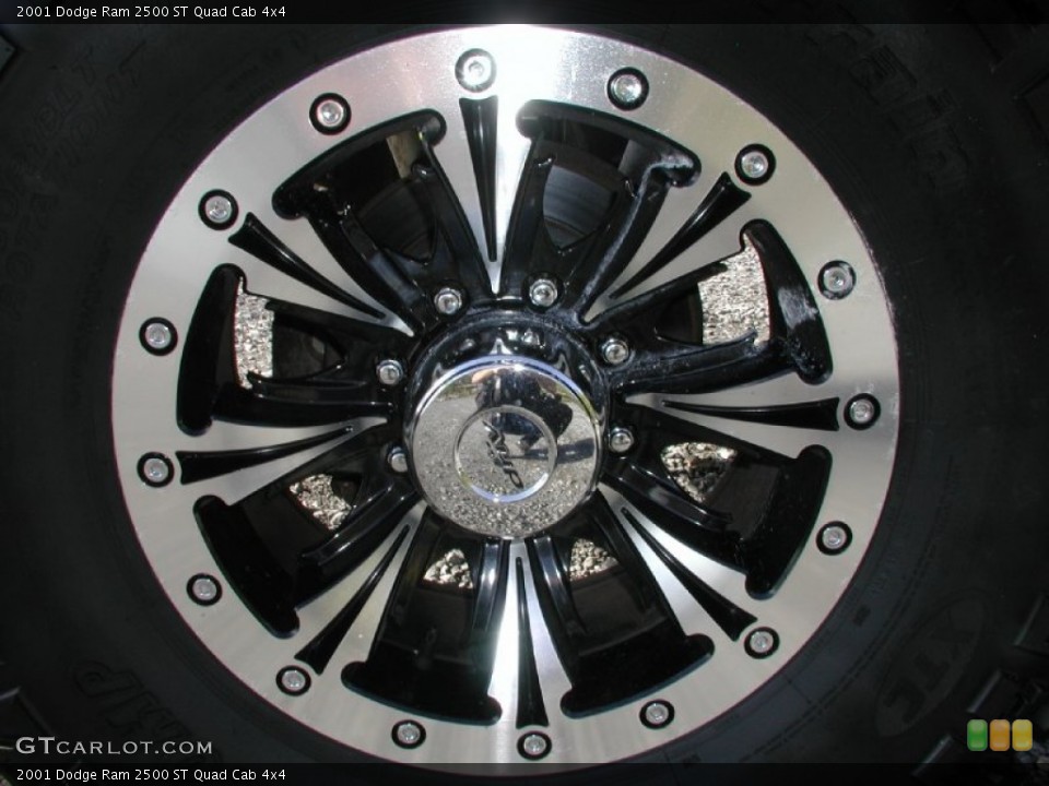 2001 Dodge Ram 2500 Custom Wheel and Tire Photo #71827502