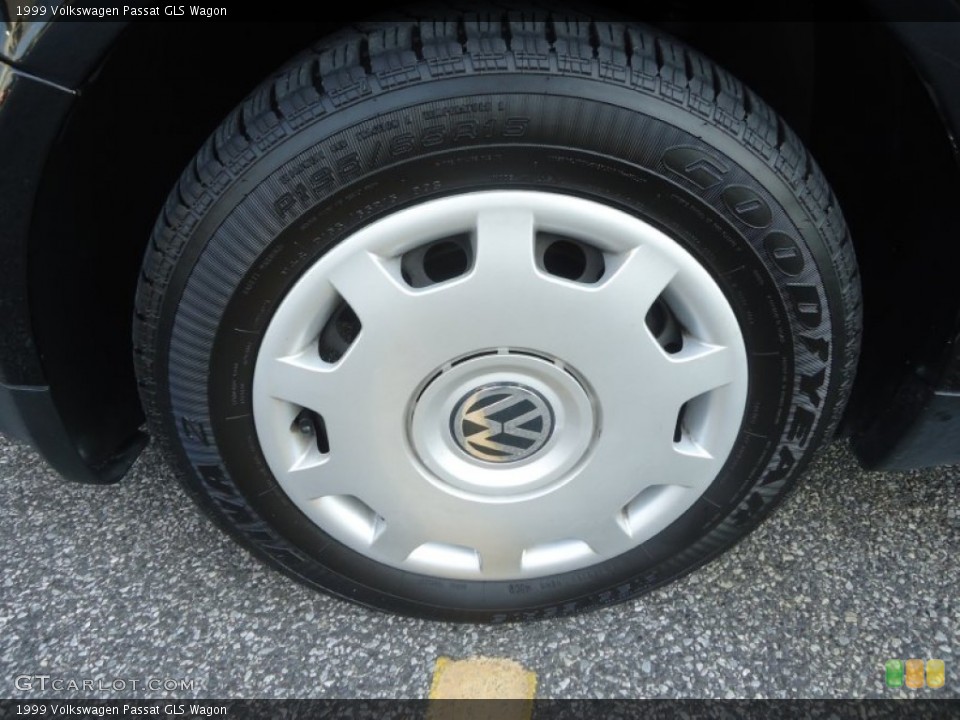 1999 Volkswagen Passat GLS Wagon Wheel and Tire Photo #71835515