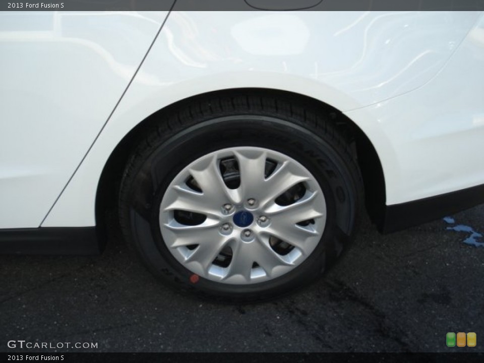 2013 Ford Fusion S Wheel and Tire Photo #71932113