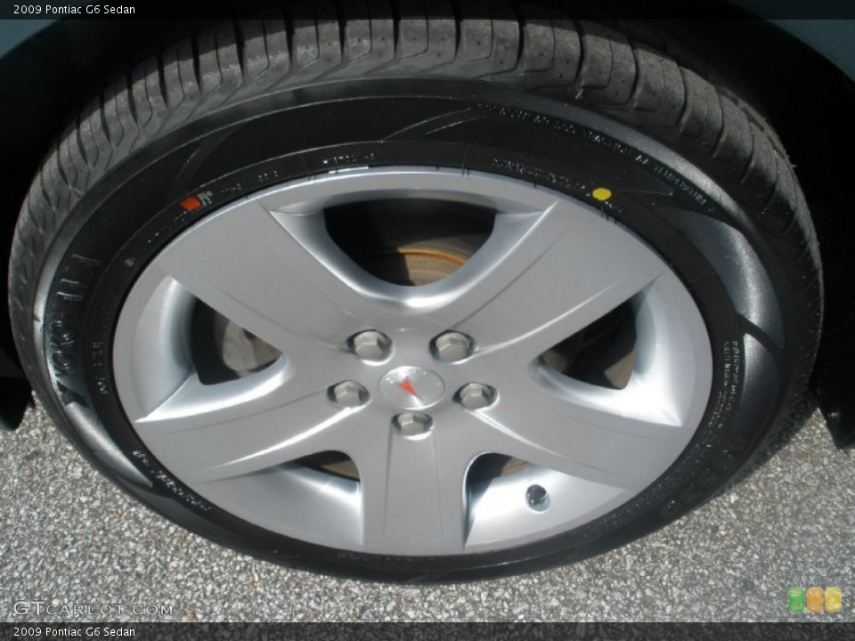2009 Pontiac G6 Sedan Wheel and Tire Photo #72019659