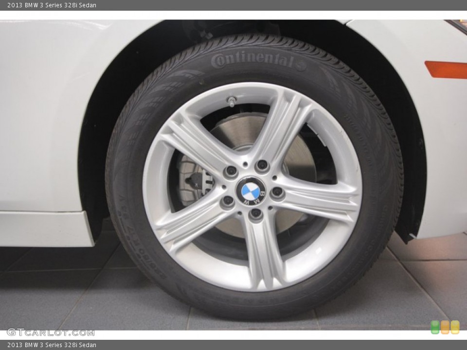 2013 BMW 3 Series 328i Sedan Wheel and Tire Photo #72040936