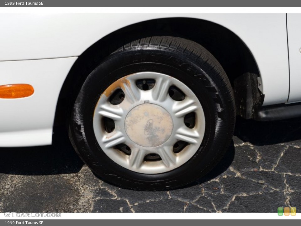1999 Ford Taurus SE Wheel and Tire Photo #72066102