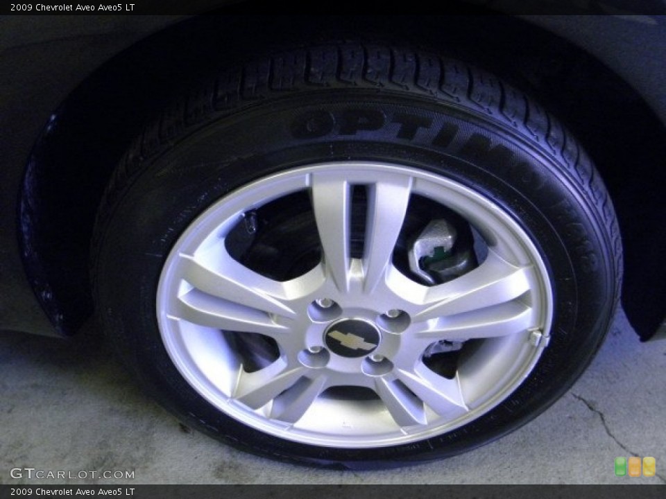2009 Chevrolet Aveo Aveo5 LT Wheel and Tire Photo #72080653
