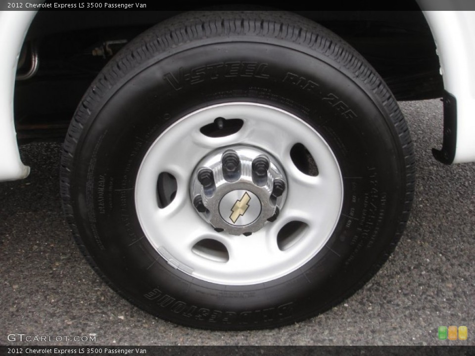 2012 Chevrolet Express LS 3500 Passenger Van Wheel and Tire Photo #72119886