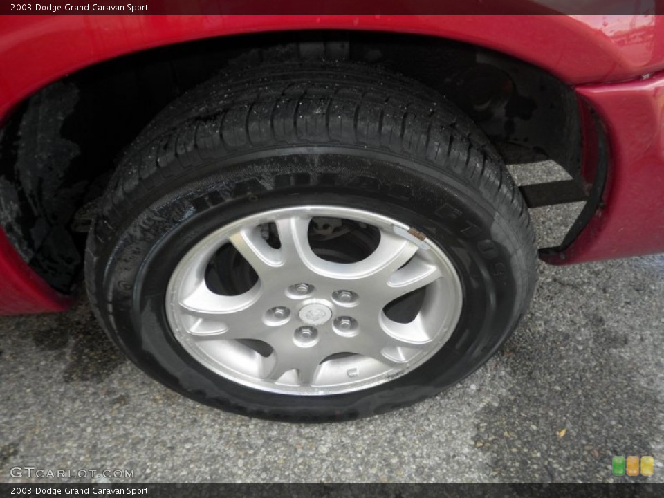 2003 Dodge Grand Caravan Sport Wheel and Tire Photo #72265411