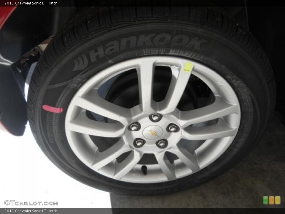 2013 Chevrolet Sonic LT Hatch Wheel and Tire Photo #72273601
