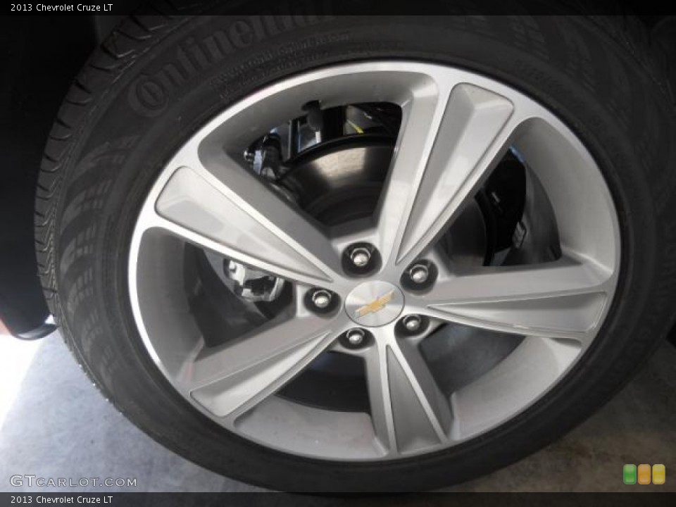 2013 Chevrolet Cruze LT Wheel and Tire Photo #72276123