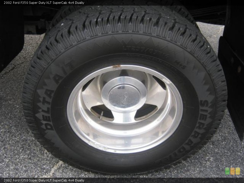 2002 Ford F350 Super Duty XLT SuperCab 4x4 Dually Wheel and Tire Photo #72322378