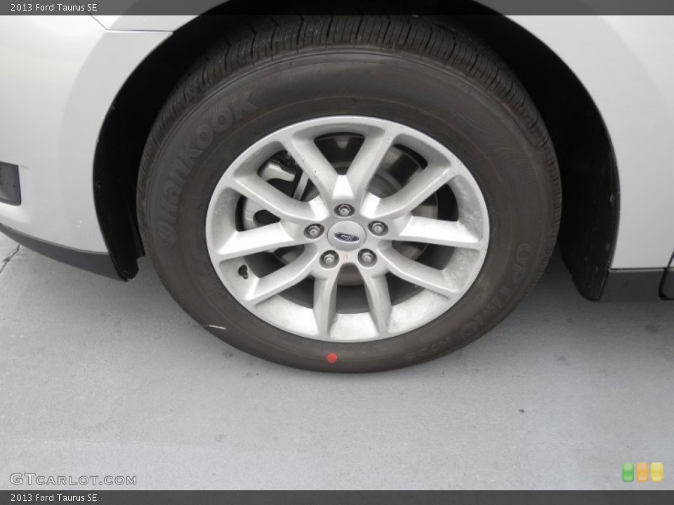 2013 Ford Taurus SE Wheel and Tire Photo #72356019