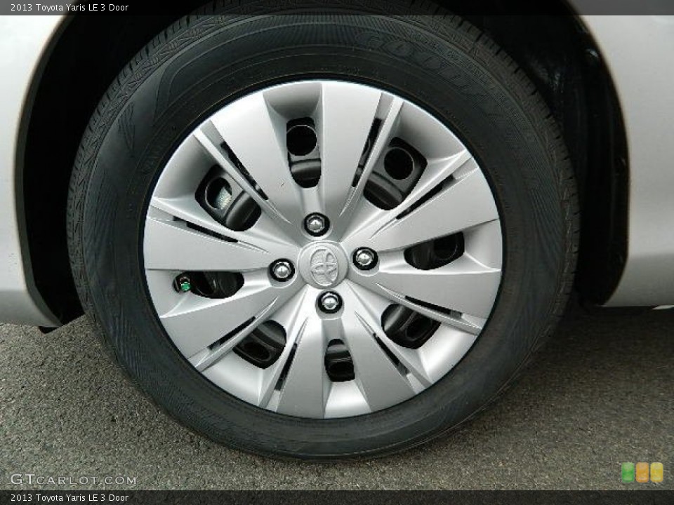 2013 Toyota Yaris LE 3 Door Wheel and Tire Photo #72371292