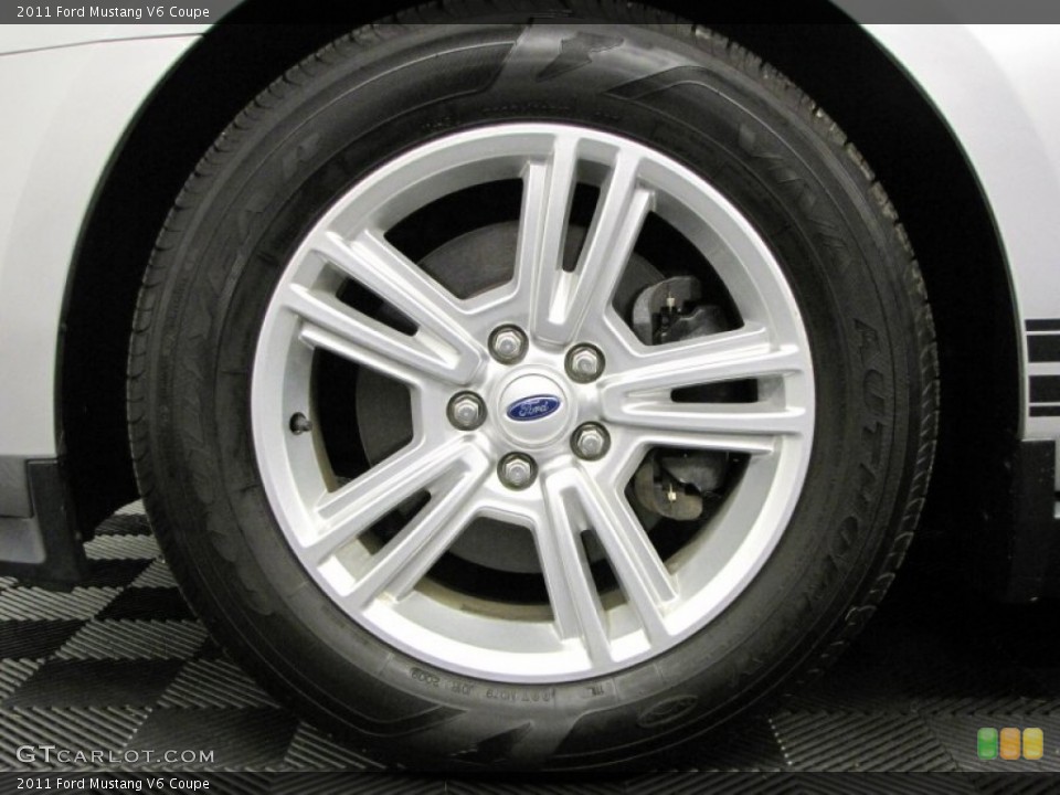 2011 Ford Mustang V6 Coupe Wheel and Tire Photo #72374196