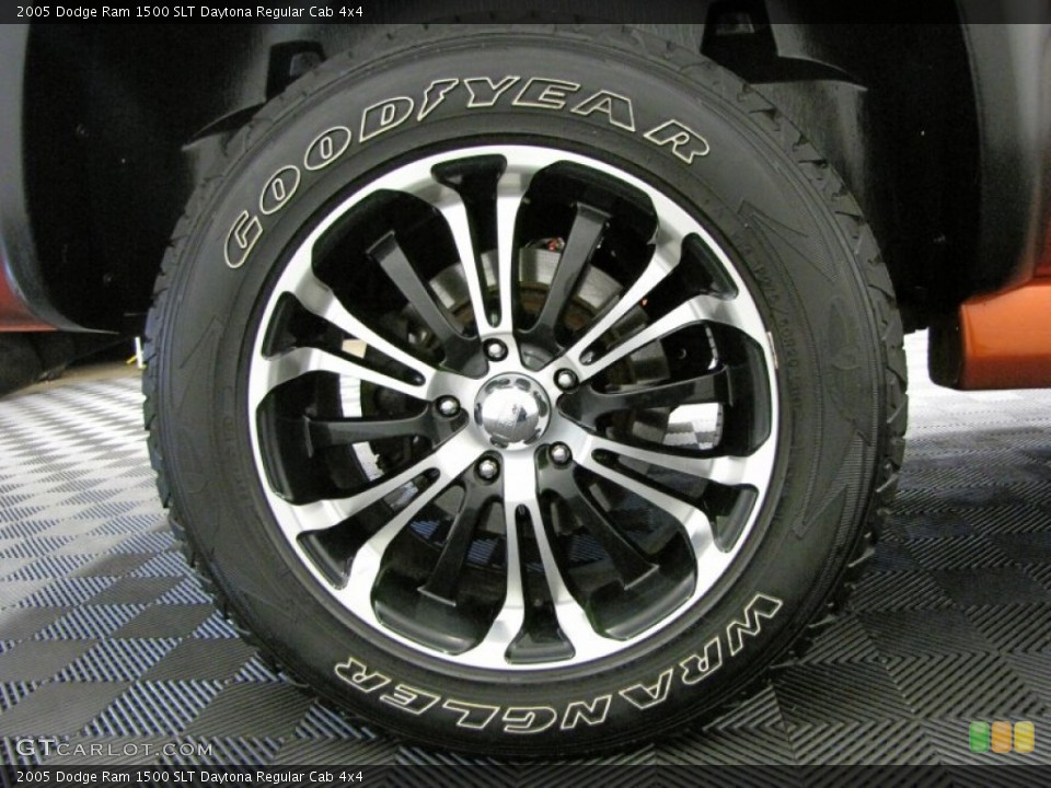2005 Dodge Ram 1500 Custom Wheel and Tire Photo #72374970