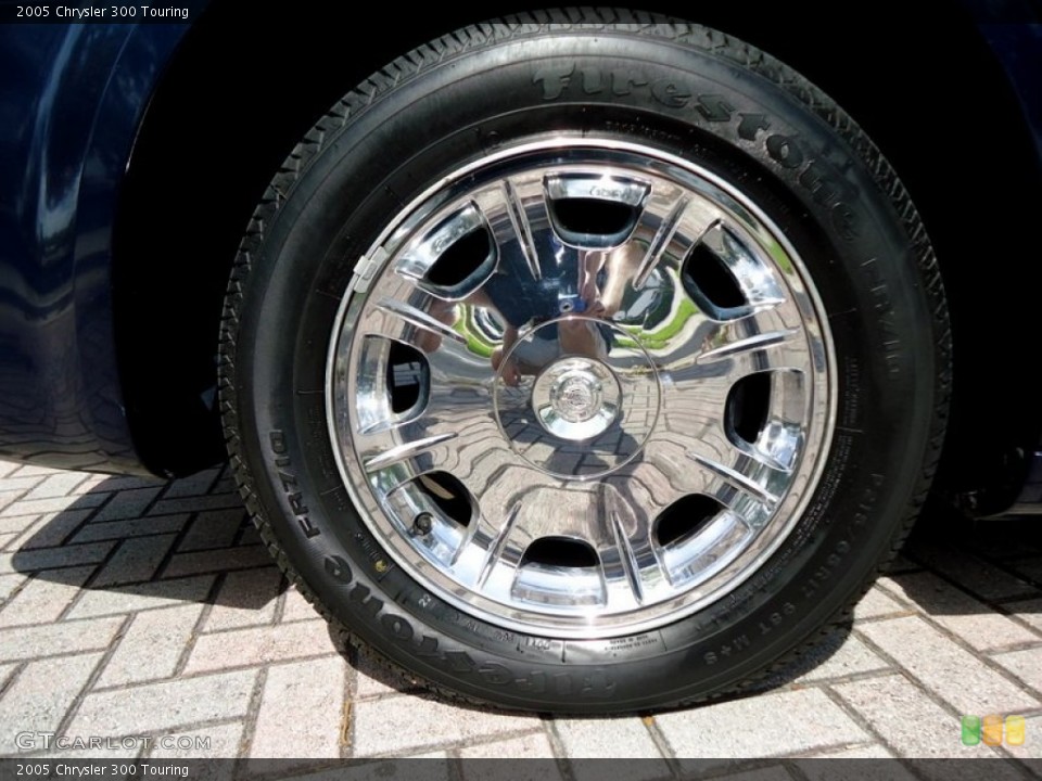 2005 Chrysler 300 Custom Wheel and Tire Photo #72457431