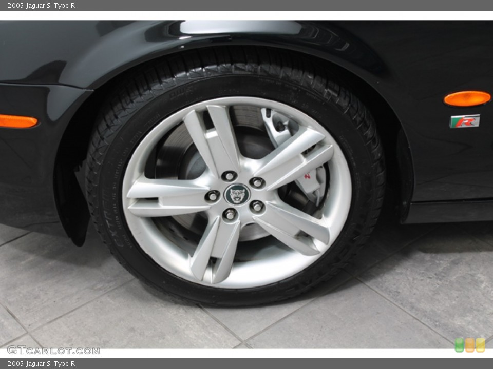 2005 Jaguar S-Type R Wheel and Tire Photo #72495610