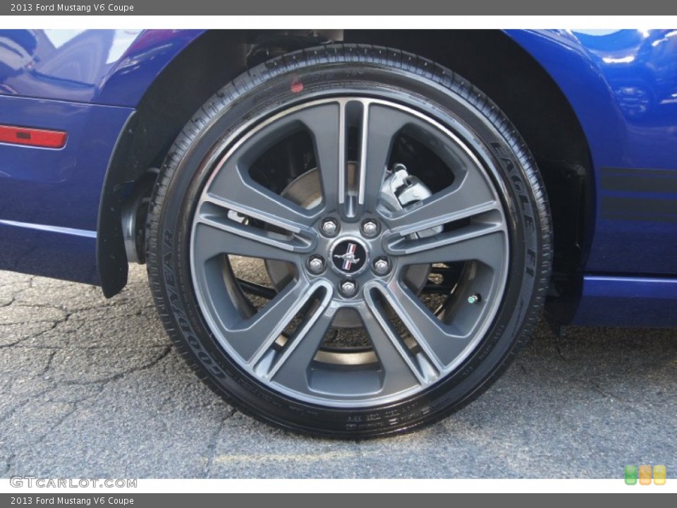 2013 Ford Mustang V6 Coupe Wheel and Tire Photo #72556211