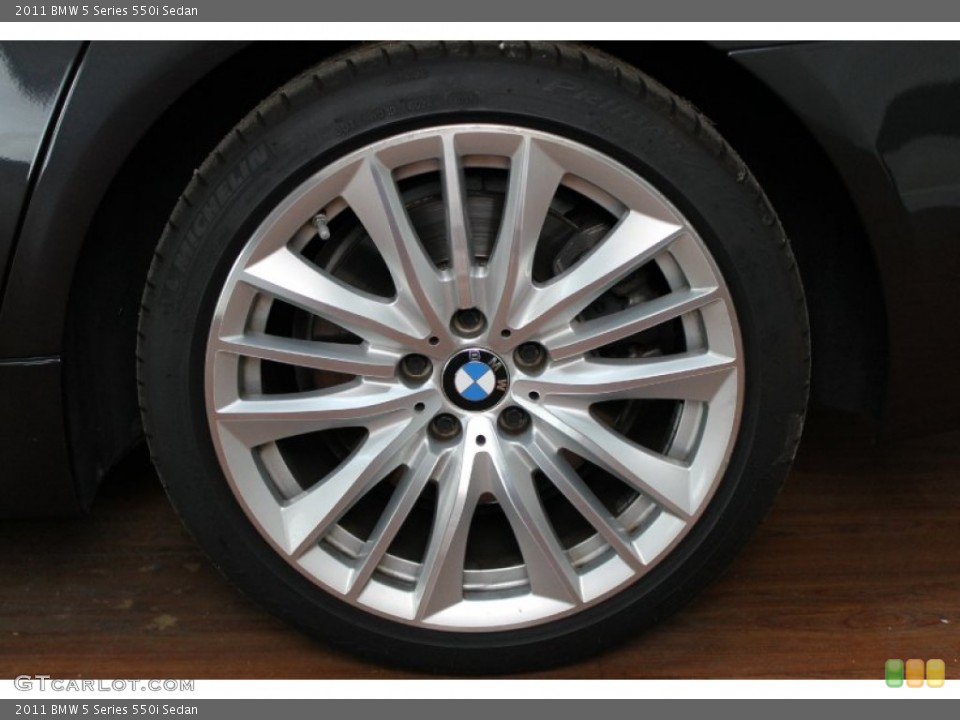 2011 BMW 5 Series 550i Sedan Wheel and Tire Photo #72559476
