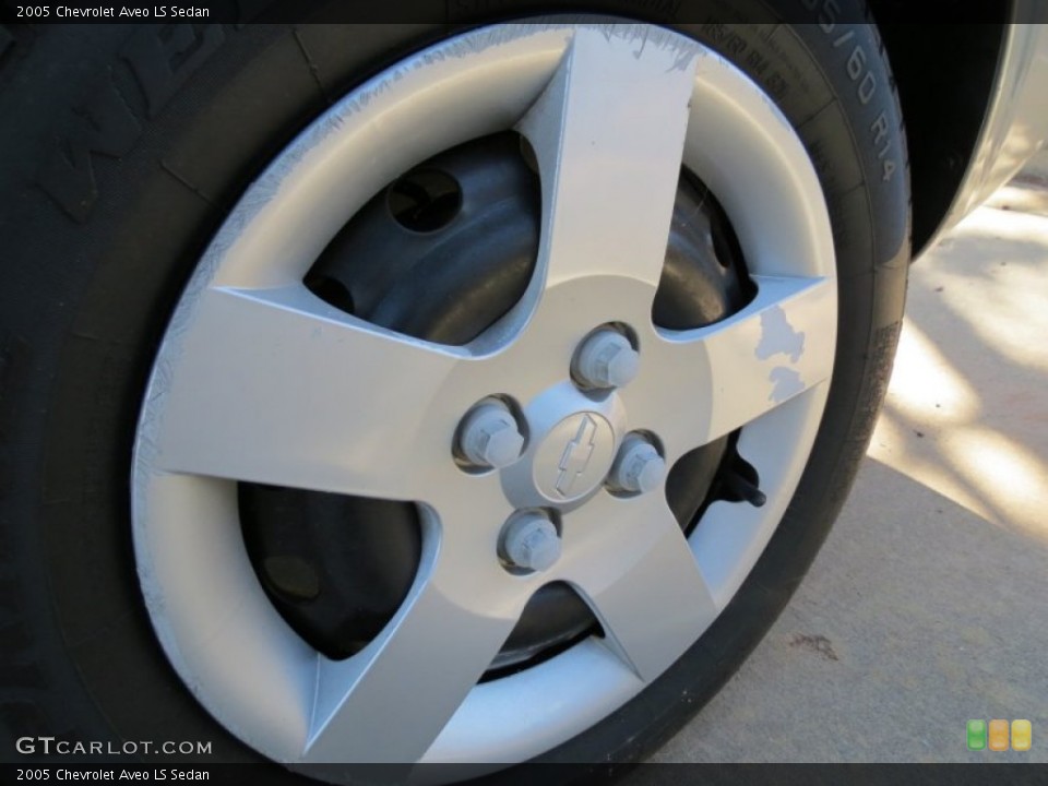 2005 Chevrolet Aveo LS Sedan Wheel and Tire Photo #72632372