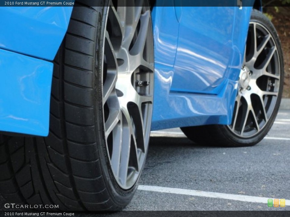 2010 Ford Mustang Custom Wheel and Tire Photo #72682806