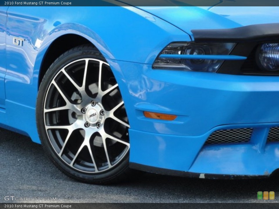 2010 Ford Mustang Custom Wheel and Tire Photo #72682912
