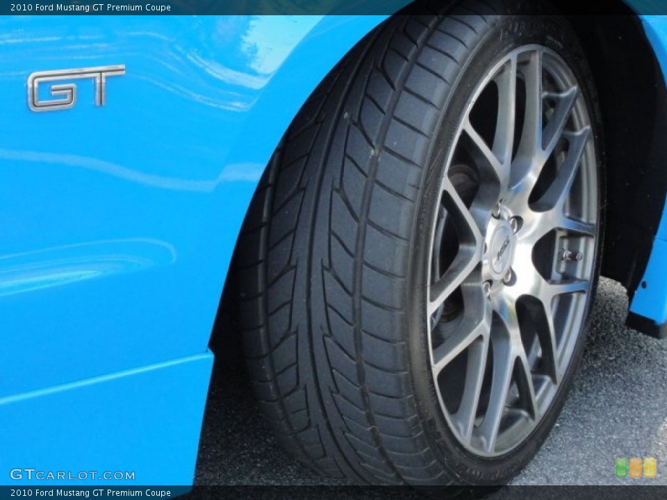 2010 Ford Mustang Custom Wheel and Tire Photo #72682951