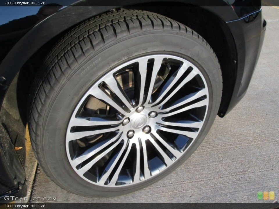 2012 Chrysler 300 S V8 Wheel and Tire Photo #72698341